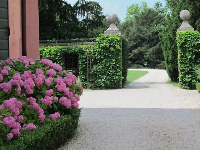 Foresteria Di Villa Tiepolo Passi Trévise Maison d'hôtes